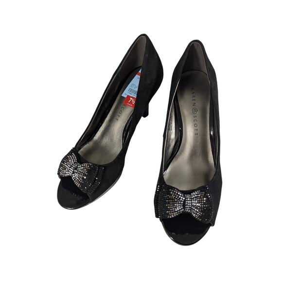 NWT! KAREN SCOTT! "BELLA" BLACK OPEN TOE W/SILVER & BLACK BOW TIE HEELS! SZ 7.5M - Picture 3 of 10